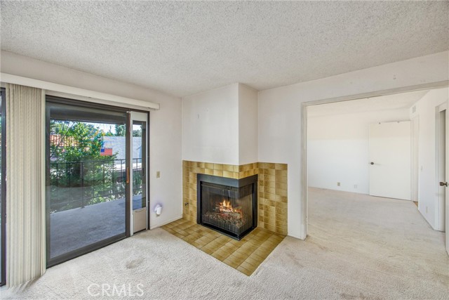 242 E Fern Ave, Redlands CA: https://media.crmls.org/medias/eb8c06ac-a819-426f-8af4-01708ba5d933.jpg