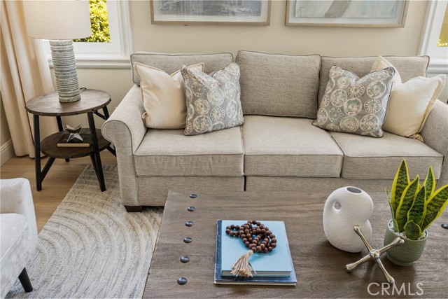 14 Celonova Place, Lake Forest CA: https://media.crmls.org/medias/eb8c13dd-559a-4863-8f97-fe1ba1b9148e.jpg