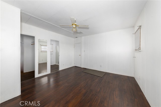 Image 17 of 25 For 880 Lake Street 55