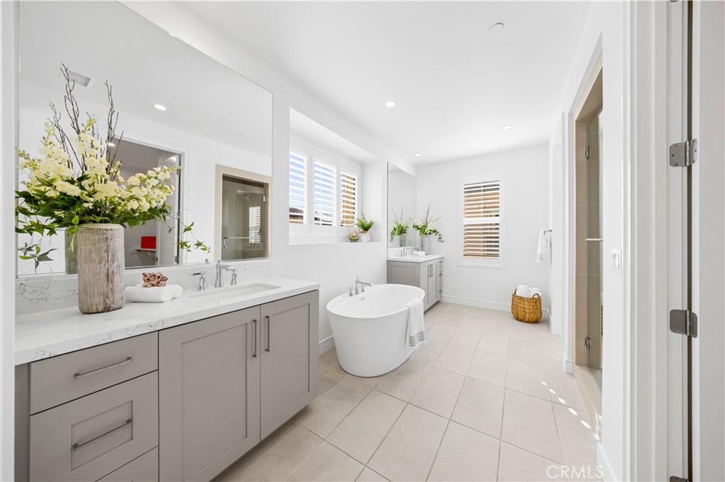 MLS #OC25246259 image #28