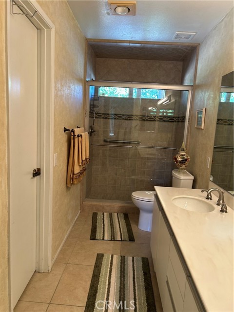 Image 19 of 30 For 1435 Tiffany