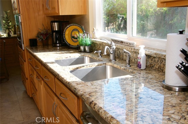Detail Gallery Image 22 of 72 For 1740 N Berkeley Ave, Turlock,  CA 95382 - 5 Beds | 2/1 Baths
