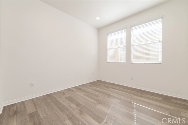 Detail Gallery Image 32 of 40 For 8773 Bay Laurel St, Chino,  CA 91708 - 5 Beds | 3/1 Baths