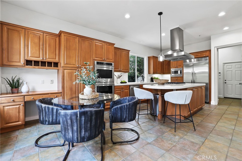 MLS #OC25229968 image #19