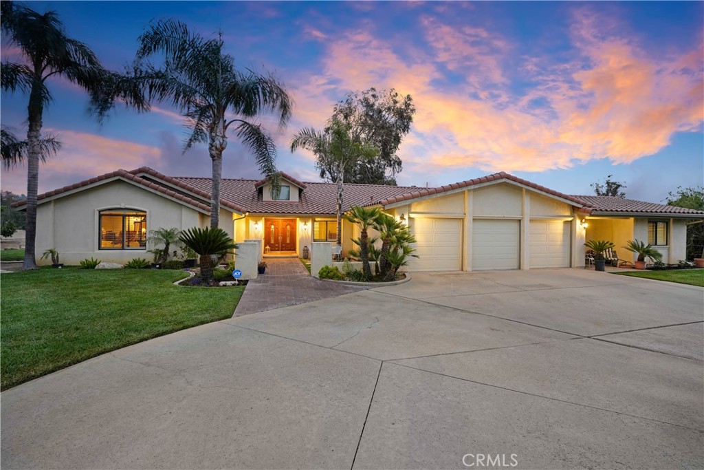 9870 Cinch Ring Lane