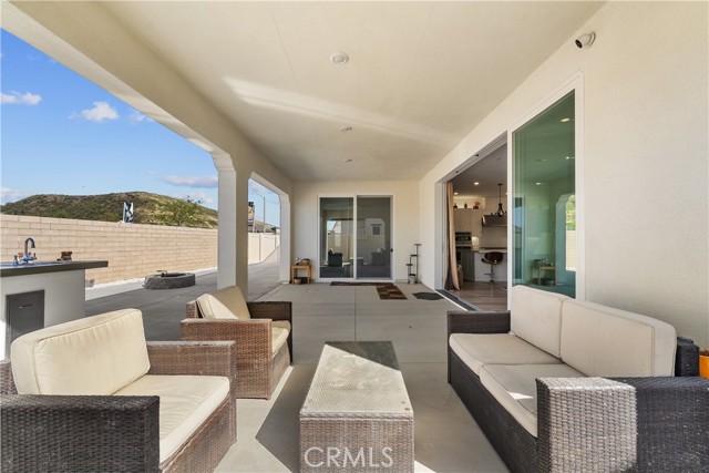 Detail Gallery Image 38 of 51 For 24513 via Sendero, Valencia,  CA 91354 - 3 Beds | 3/1 Baths