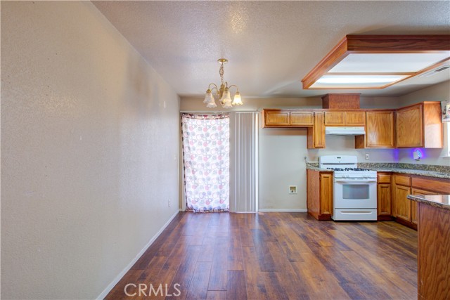 Detail Gallery Image 11 of 36 For 140 Watertown Dr, Merced,  CA 95341 - 3 Beds | 2 Baths