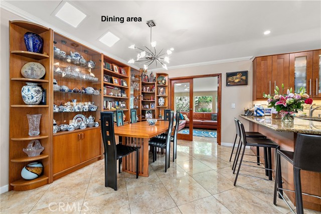 Detail Gallery Image 7 of 27 For 10500 Jordan Ave, Chatsworth,  CA 91311 - 3 Beds | 2 Baths