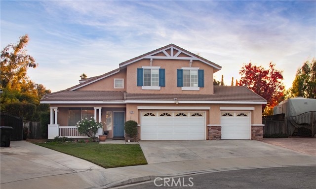 Detail Gallery Image 1 of 29 For 12721 Royal Oak Ct, Yucaipa,  CA 92399 - 4 Beds | 2/1 Baths