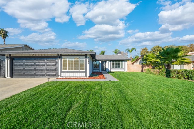 Detail Gallery Image 2 of 37 For 10164 Hampshire, Rancho Cucamonga,  CA 91730 - 3 Beds | 2 Baths