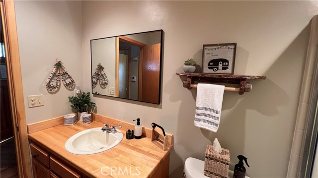 Detail Gallery Image 17 of 65 For 33478 Angeles Dr, Green Valley Lake,  CA 92341 - 2 Beds | 2 Baths