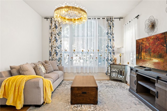 Detail Gallery Image 7 of 35 For 19366 Fortune Pl, Rowland Heights,  CA 91748 - 5 Beds | 4/1 Baths