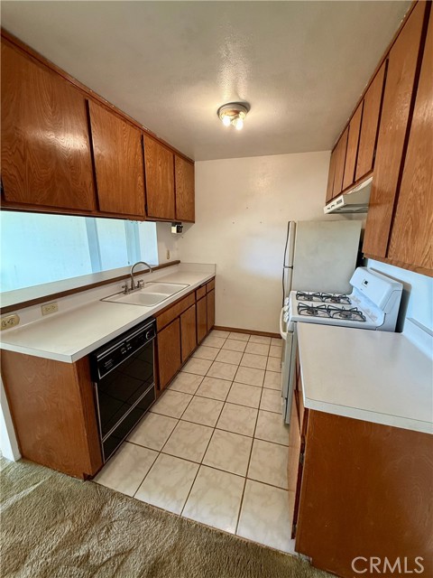 Detail Gallery Image 15 of 31 For 4727 W 147th St #202,  Lawndale,  CA 90260 - 2 Beds | 2 Baths