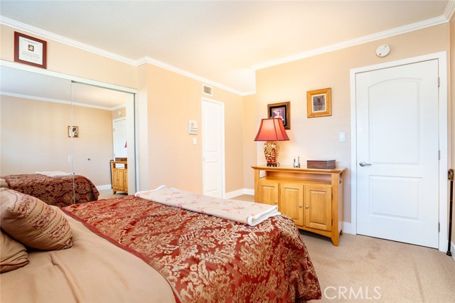 Detail Gallery Image 18 of 29 For 16422 Lakemont Ln, Huntington Beach,  CA 92647 - 4 Beds | 2 Baths