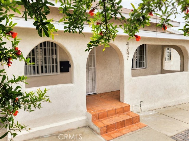 4297 Moonstone Drive, Los Angeles CA: https://media.crmls.org/medias/eb94457c-97b1-4c98-8358-b47b98b083e6.jpg