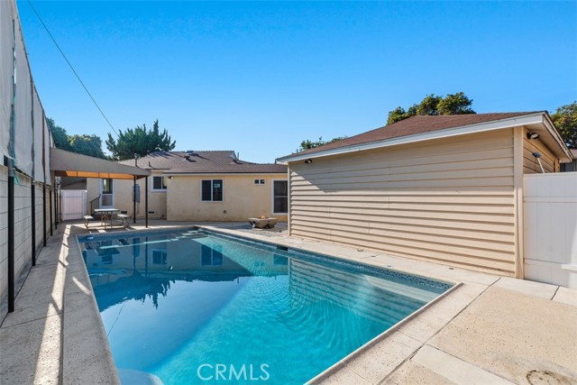 Detail Gallery Image 19 of 38 For 4769 E Malta, Long Beach,  CA 90815 - 3 Beds | 3 Baths