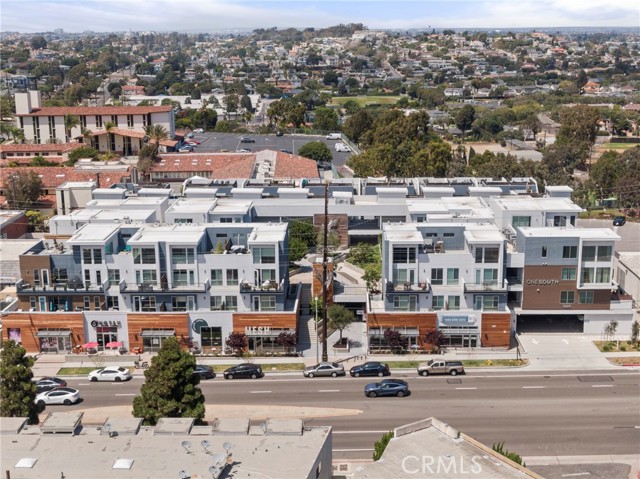 1920 South Pacific Coast Highway, Redondo Beach, California 90277, 2 Bedrooms Bedrooms, ,2 BathroomsBathrooms,Residential,Sold,South Pacific Coast Highway,PV22156243