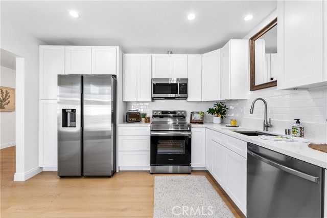 2723 Fisk, Redondo Beach CA: https://media.crmls.org/medias/eb95dd26-babb-4705-9f3b-fe6a3c8cd74b.jpg