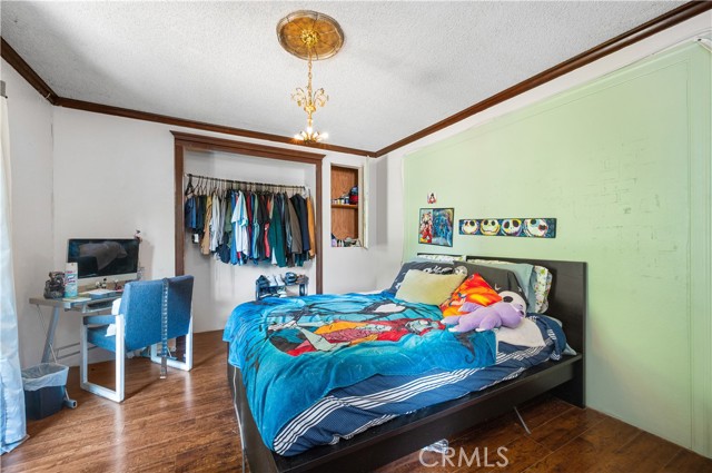 4421 N Sunflower Avenue, Covina CA: https://media.crmls.org/medias/eb96b04f-0d5a-4185-b871-ef40867073bb.jpg