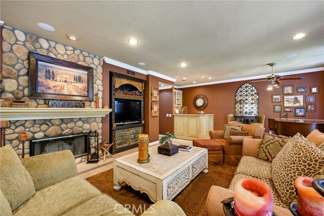 Detail Gallery Image 41 of 72 For 972 Bouquet Cir, Corona,  CA 92881 - 5 Beds | 4 Baths