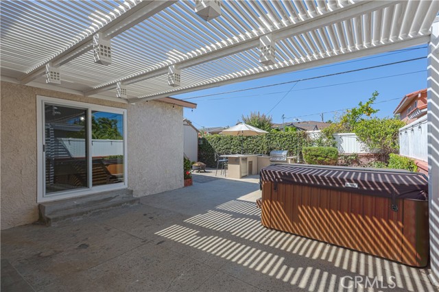 2646 Grand Summit Road, Torrance CA: https://media.crmls.org/medias/eb9a9e39-e8eb-4e7e-8a7a-32a488eb5698.jpg