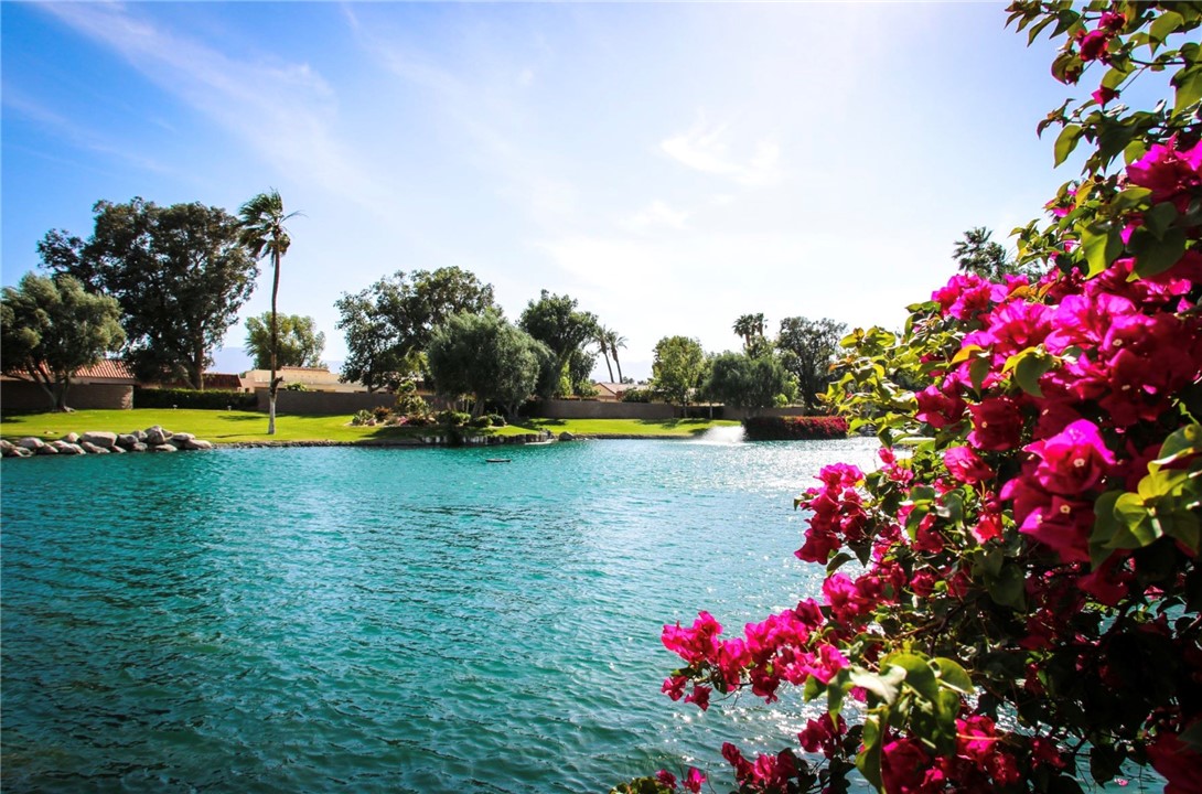 Detail Gallery Image 3 of 38 For 40710 La Costa Cir #24-02,  Palm Desert,  CA 92211 - 2 Beds | 2 Baths