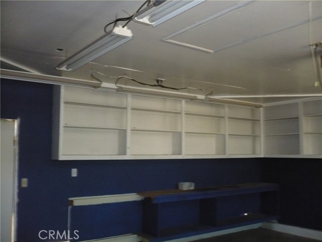 2264 Cochran Street, Simi Valley CA: https://media.crmls.org/medias/eb9bd645-119b-46ef-abe1-9f6057261a1b.jpg