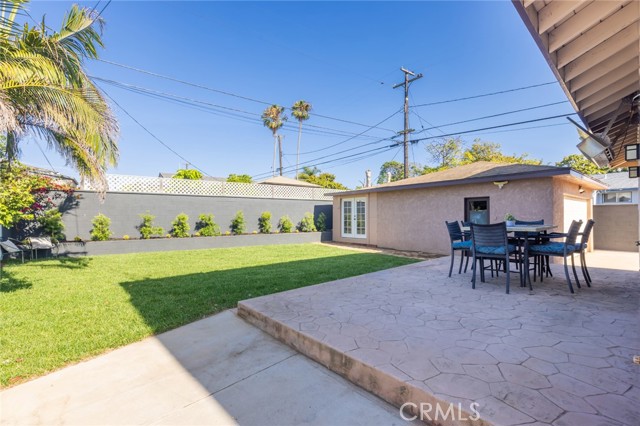 702 Firmona Avenue, Redondo Beach, California 90278, 4 Bedrooms Bedrooms, ,3 BathroomsBathrooms,Residential,Sold,Firmona,SB24163520