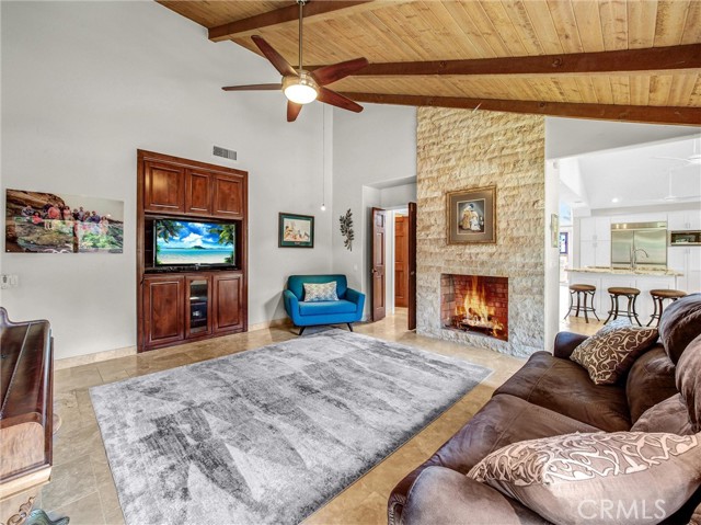 Detail Gallery Image 10 of 21 For 5425 Brentwood Pl, Yorba Linda,  CA 92887 - 4 Beds | 2/1 Baths