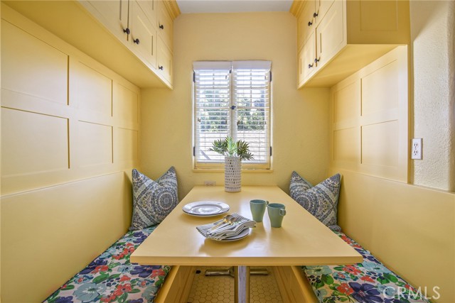 Detail Gallery Image 23 of 41 For 8246 4th St, Los Angeles,  CA 90048 - 2 Beds | 2 Baths