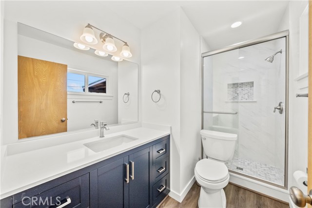 Detail Gallery Image 28 of 32 For 18644 Liggett St, Northridge,  CA 91324 - 3 Beds | 2 Baths