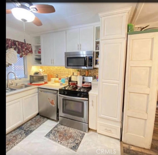 1218 E Cleveland, Madera, CA, 93638 1218 E Cleveland, Madera, CA, 93638