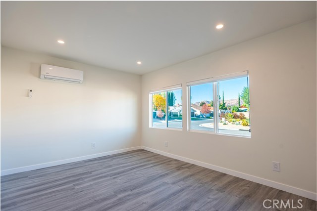28766 Pisces Street, Agoura Hills CA: https://media.crmls.org/medias/eb9dc598-efba-4184-b307-a3b3f30ac83b.jpg