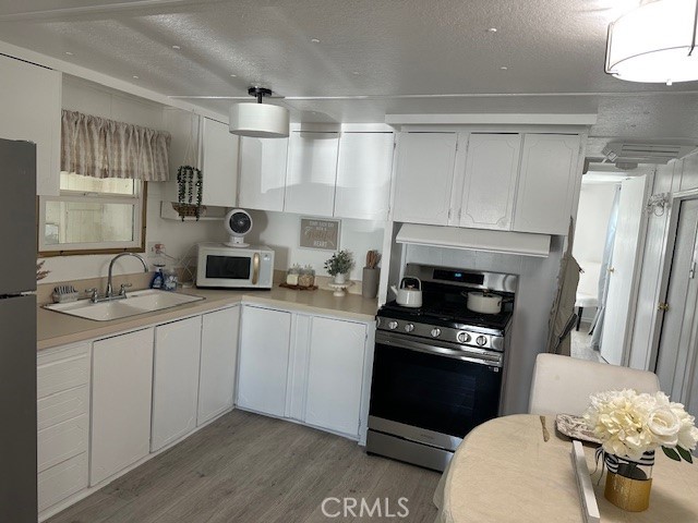 45055 E. Florida Avenue, Hemet CA: https://media.crmls.org/medias/eb9dee0f-6682-47bc-bc8b-dda23250561b.jpg