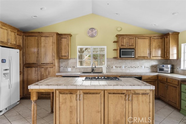 Detail Gallery Image 11 of 17 For 39661 San Francisquito Canyon Rd, –,  CA 91390 - 3 Beds | 2 Baths