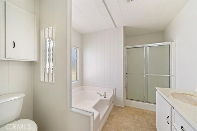 54999 Martinez #46 Trail, Yucca Valley CA: https://media.crmls.org/medias/eb9ee534-47e0-4844-bcf7-7bbd7d9a08c2.jpg