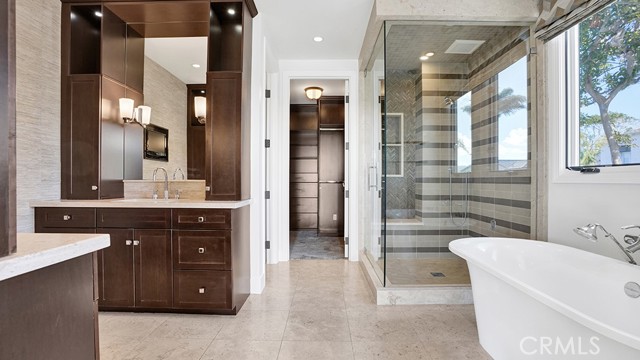 Detail Gallery Image 41 of 61 For 243 Poppy Ave, Corona Del Mar,  CA 92625 - 4 Beds | 3/1 Baths