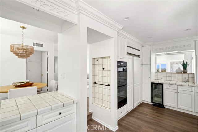 Detail Gallery Image 28 of 44 For 2701 Windover Dr, Corona Del Mar,  CA 92625 - 4 Beds | 2/1 Baths