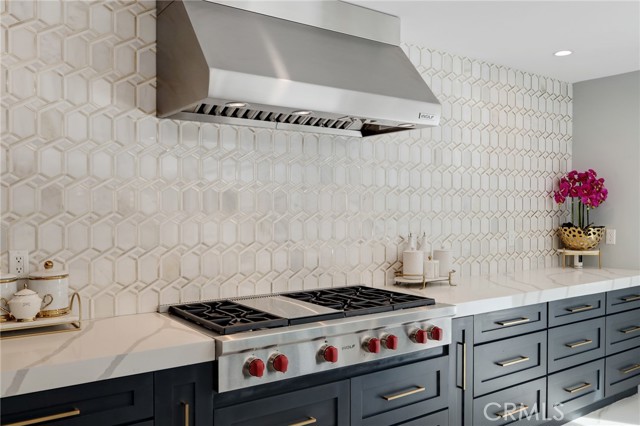 Detail Gallery Image 17 of 74 For 4030 - 4032 W 178th St, Torrance,  CA 90504 - 6 Beds | 3 Baths