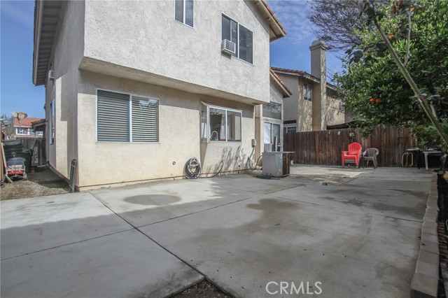 15457 Villaba Road, Fontana, California 92337, 4 Bedrooms Bedrooms, ,2 BathroomsBathrooms,Single Family Residence,For Sale,Villaba,CV25023185