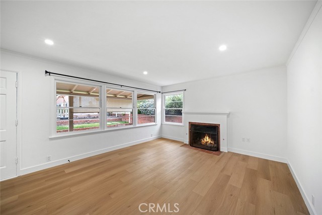795 Saint Anns Drive, Laguna Beach CA: https://media.crmls.org/medias/eba008f8-5042-4644-a5c9-f835944ee63d.jpg