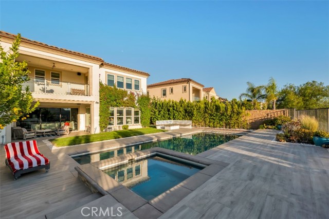 11929 Ricasoli Way, Porter Ranch CA: https://media.crmls.org/medias/eba1fe93-5e91-4e91-9f88-697ee2a97d58.jpg
