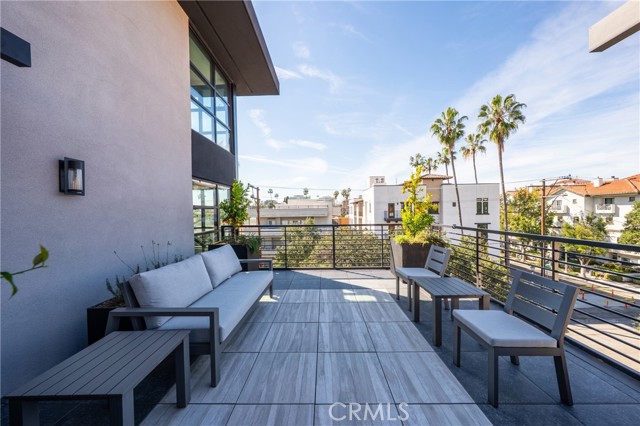 Detail Gallery Image 15 of 18 For 150 Oak Knoll Ave #103,  Pasadena,  CA 91101 - 1 Beds | 1 Baths