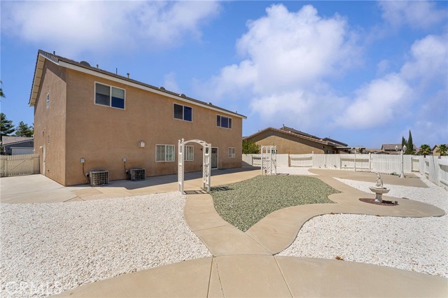 Detail Gallery Image 33 of 39 For 14691 Hondo Dr, Victorville,  CA 92394 - 4 Beds | 2/1 Baths