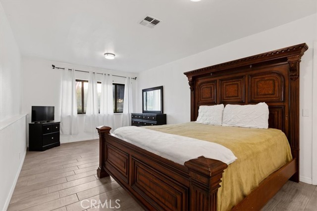 42722 20th W Street, Lancaster CA: https://media.crmls.org/medias/eba39c1d-10c2-48dd-a97e-ec3882e2a9ce.jpg