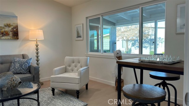 Detail Gallery Image 8 of 38 For 1562 Golden Rain Road #44h, Seal Beach,  CA 90740 - 2 Beds | 1 Baths