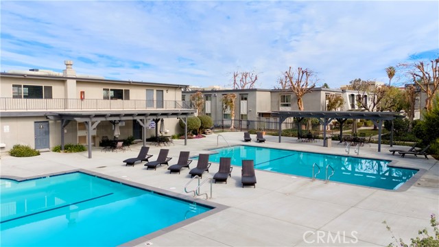 Detail Gallery Image 26 of 30 For 22103 Oxnard St, Woodland Hills,  CA 91367 - 2 Beds | 1/1 Baths