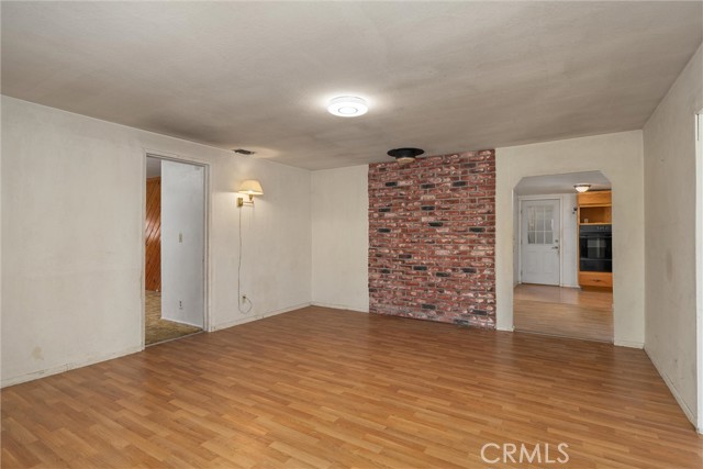 2064 Kennedy Ave, Chico CA: https://media.crmls.org/medias/eba62890-d4a8-4f29-b31d-3460d94e2340.jpg