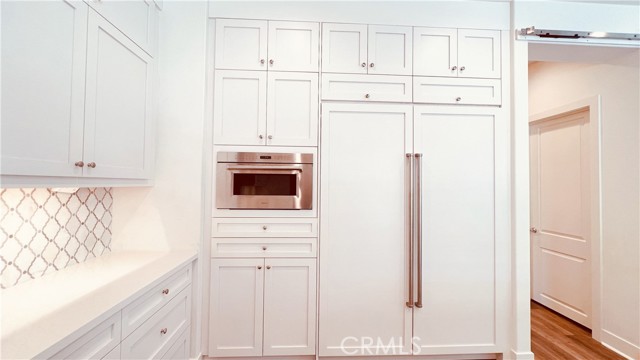 Eba6c0ee C843 4253 9837 F3c800f1bcbe