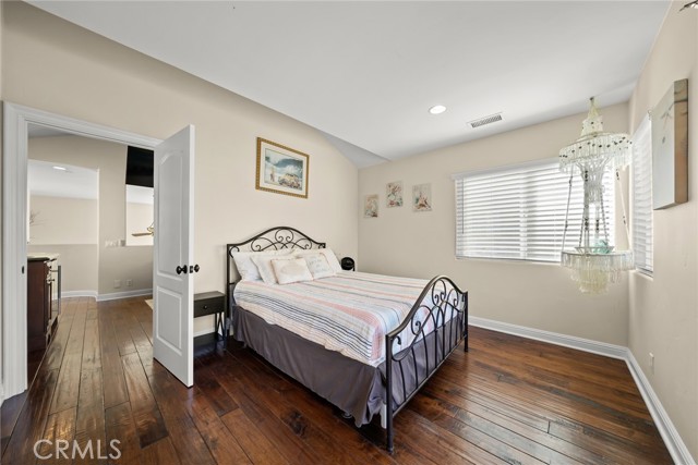 Detail Gallery Image 49 of 56 For 216 10th St, Huntington Beach,  CA 92648 - 4 Beds | 3/2 Baths